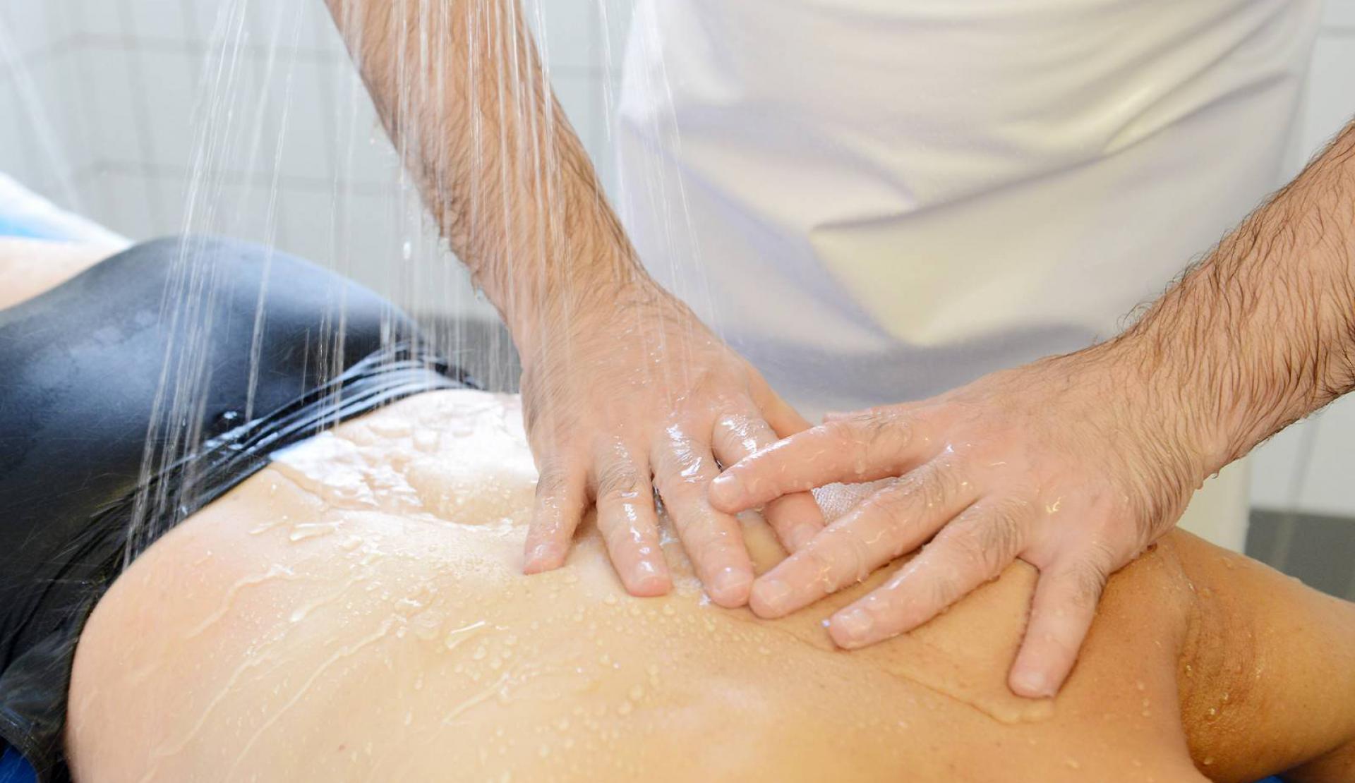massage cure rhumatologie